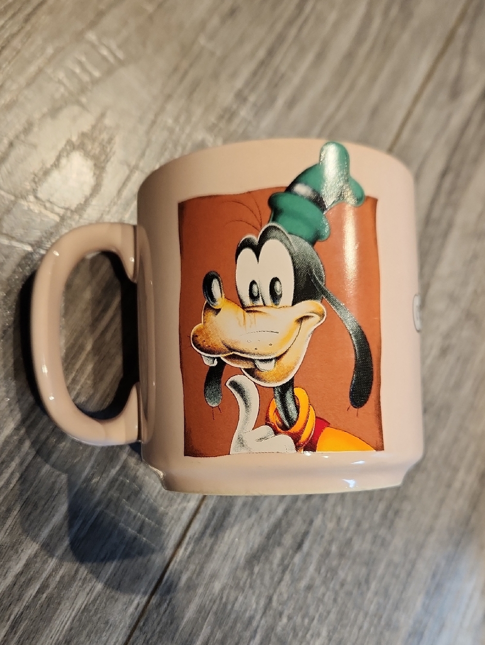 EUC Disney Pink Goofy Character Ceramic Coffee/Tea Mug - Picture 1 of 5